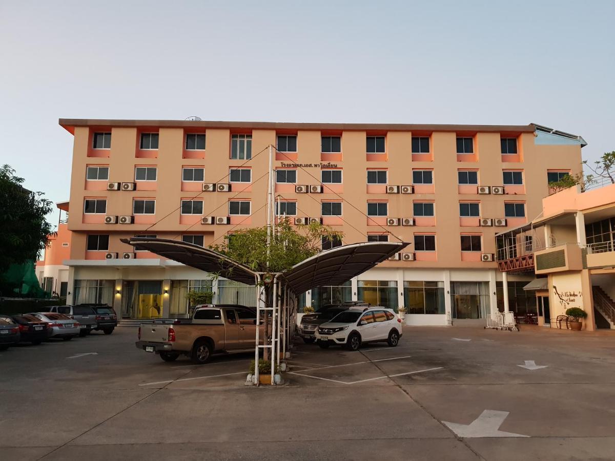 K.S.Pavilion Hotel Nakhonratchasima Zewnętrze zdjęcie