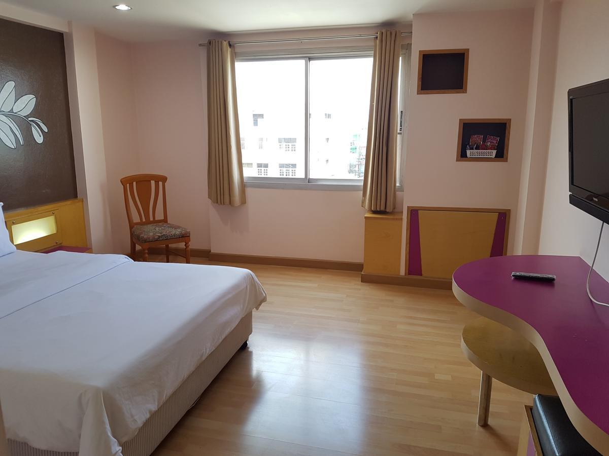 K.S.Pavilion Hotel Nakhonratchasima Zewnętrze zdjęcie