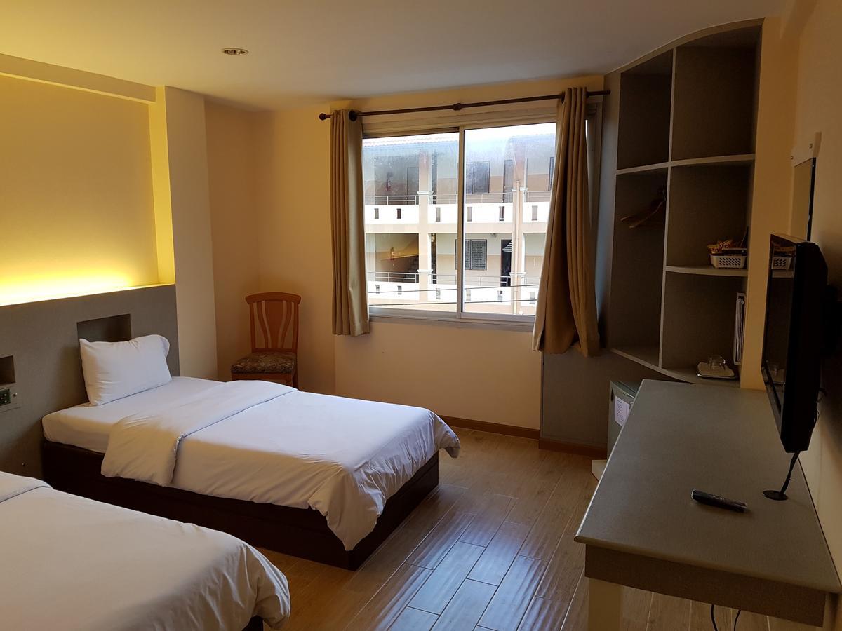 K.S.Pavilion Hotel Nakhonratchasima Zewnętrze zdjęcie