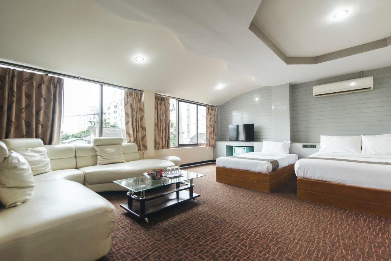 K.S.Pavilion Hotel Nakhonratchasima Zewnętrze zdjęcie