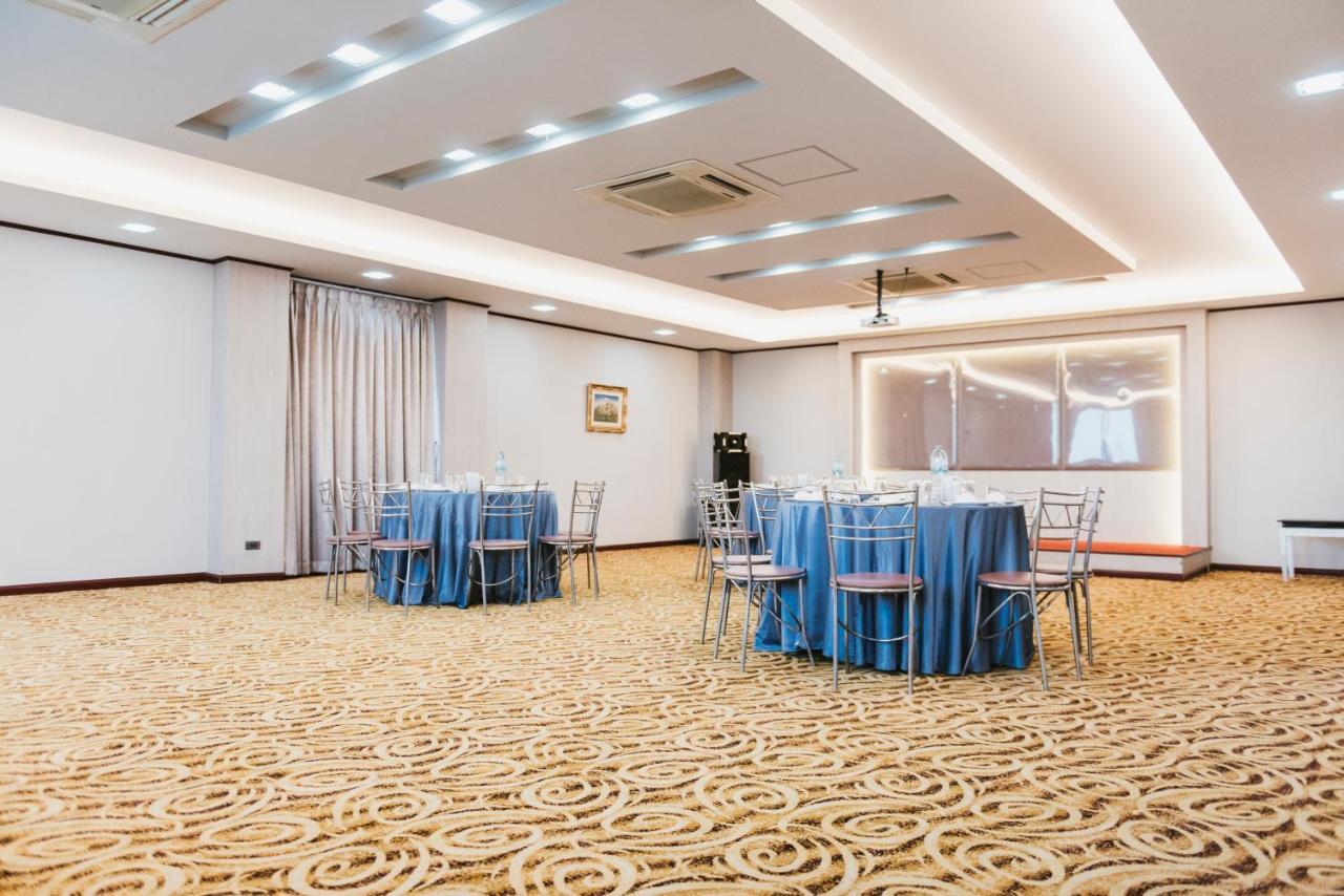 K.S.Pavilion Hotel Nakhonratchasima Zewnętrze zdjęcie